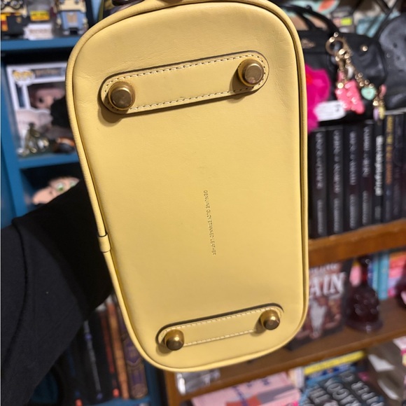 Coach Reveal 24 - Picture 5 of 7